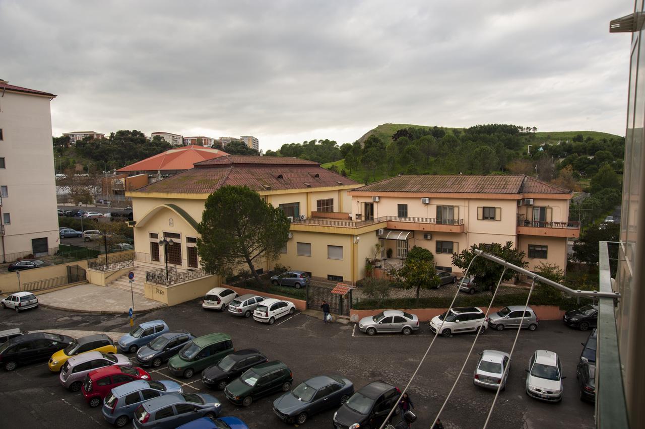Alma B&B Crotone Buitenkant foto